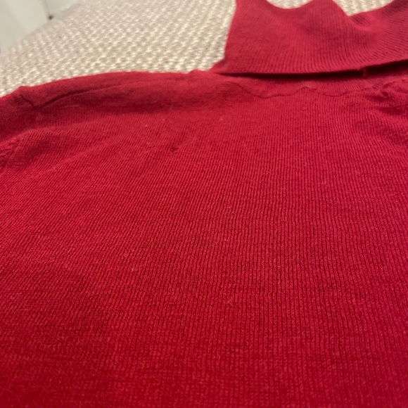 Zara Red Turtleneck Sweater *flawed* Size S - Picture 4 of 5